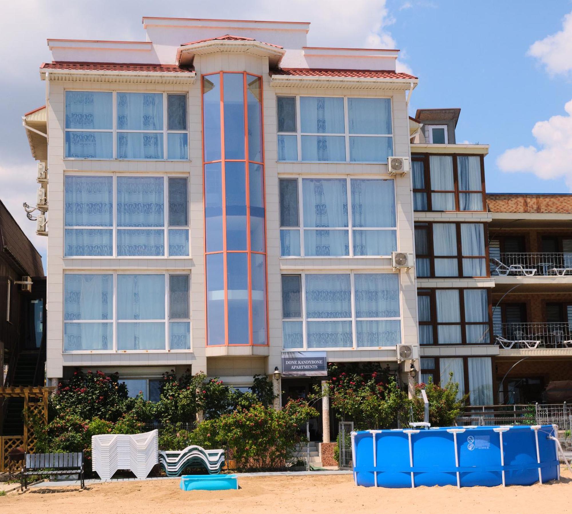 Done Kandybone Apartments Burlach'ya Balka ภายนอก รูปภาพ